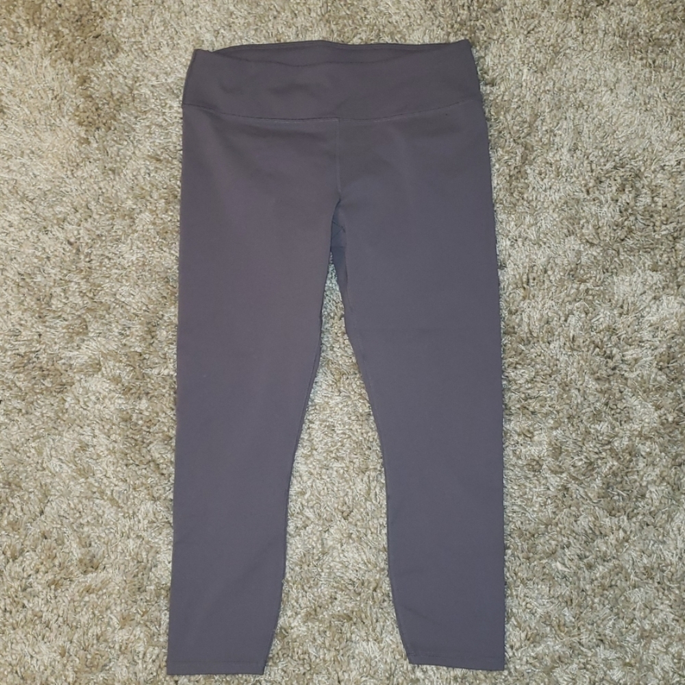 Fabletics workout pants - Picture 2 of 4